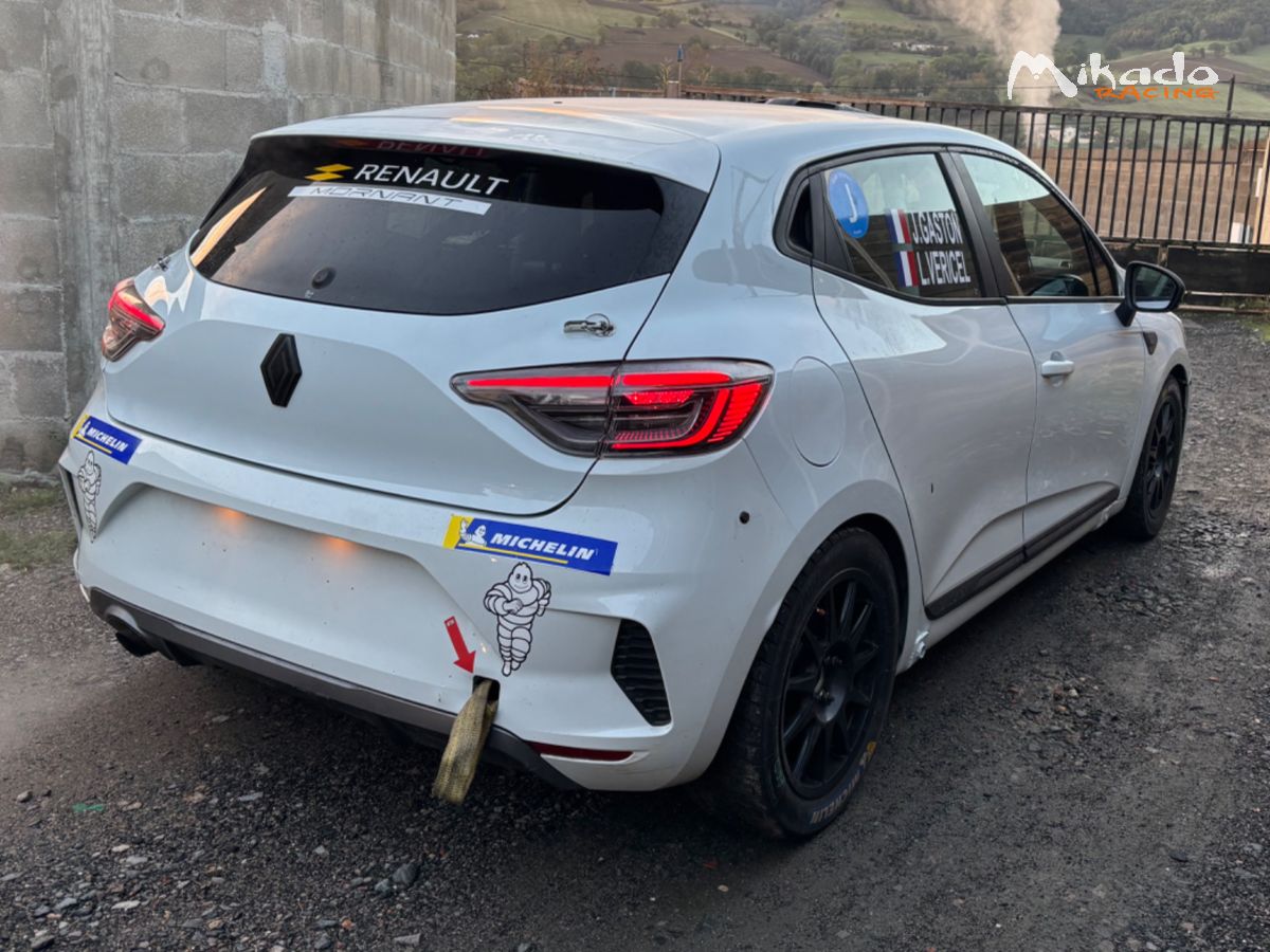 Clio Rally5 #1179 Prix négociable si achat rapide – photo 3 sur 4