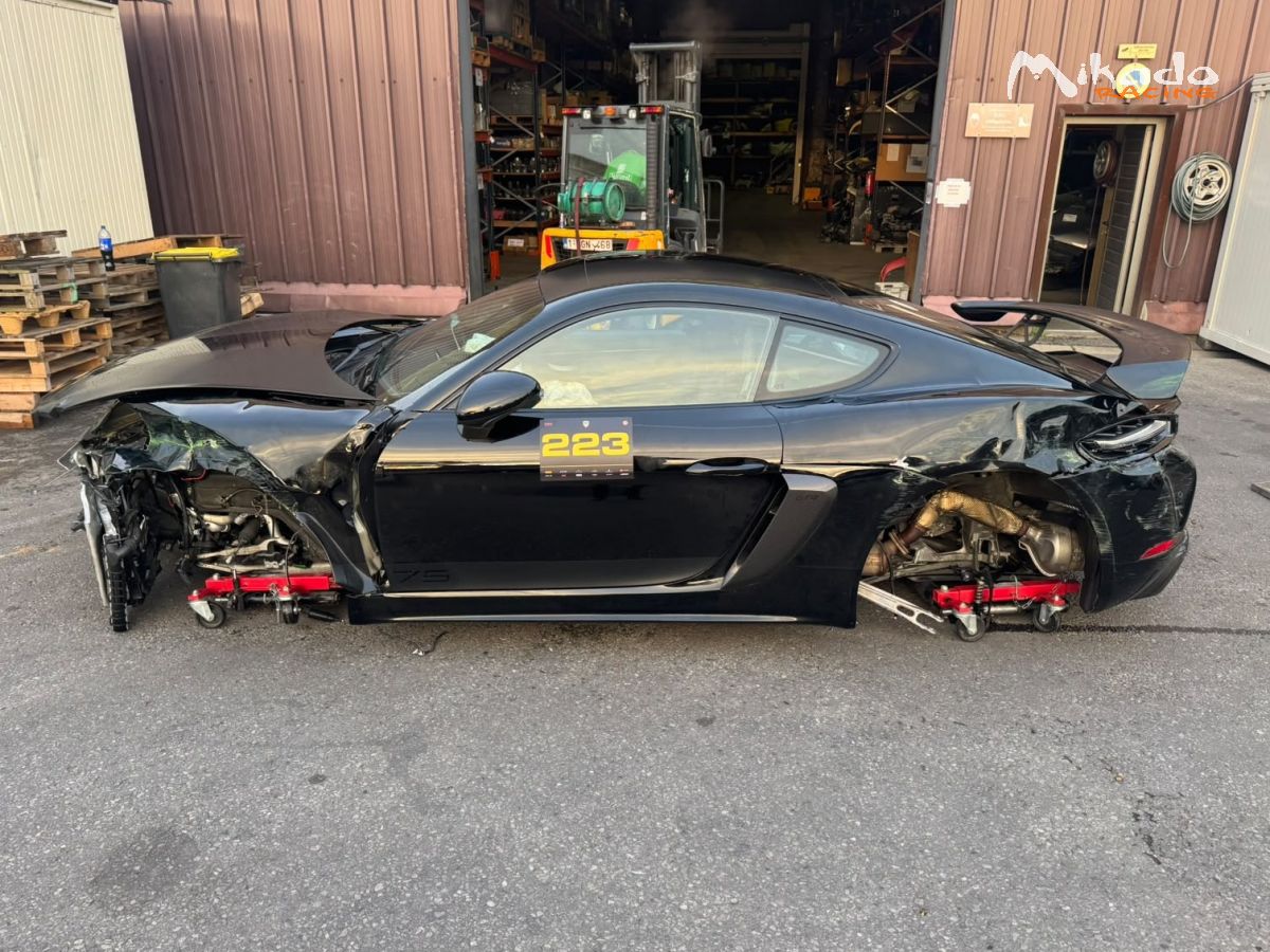 Porsche Cayman GT4 2020 - 11 000 km - Prix HT – photo 6 sur 10