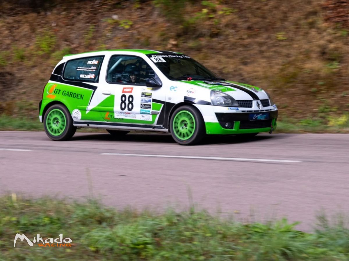 Clio 2 A7 – photo 2 sur 4