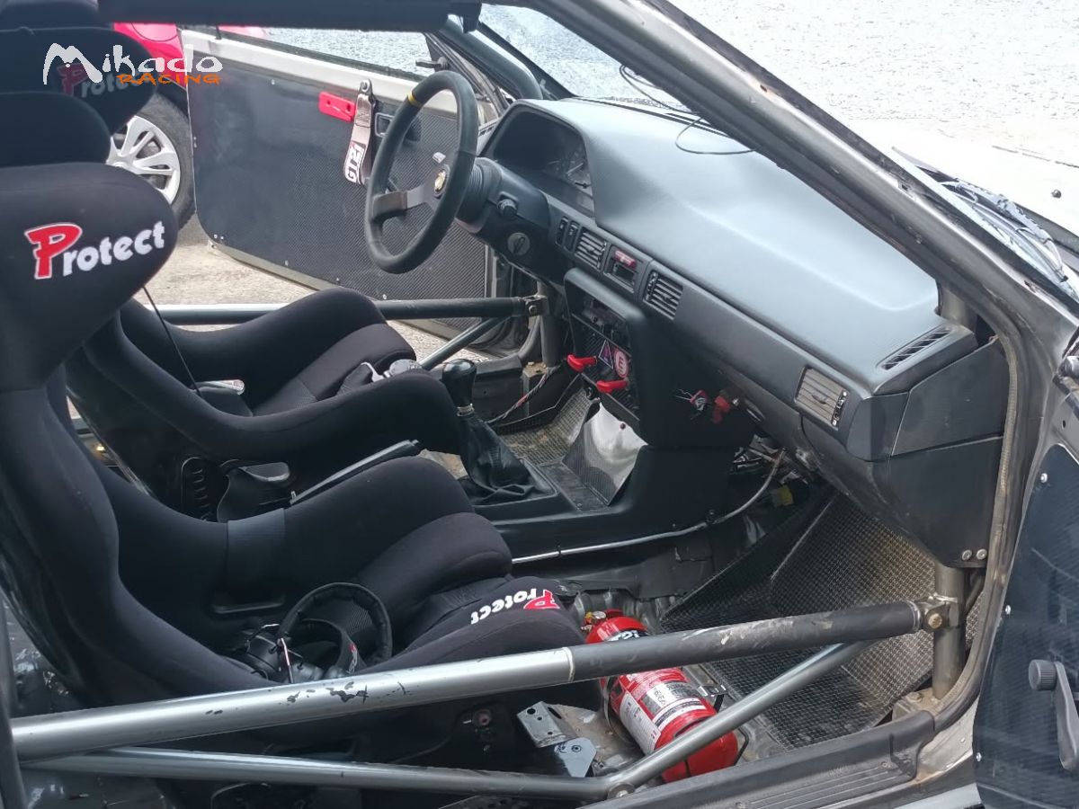 mazda 323 gtr – photo 5 sur 10