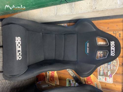 Baquet sparco pro 2000 FIA très bon ét...